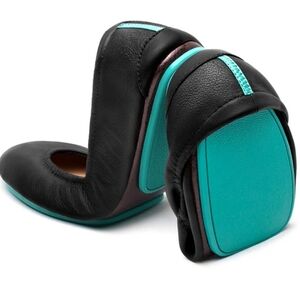 🌸 Tieks‎ | Black Leather Flats, size 8